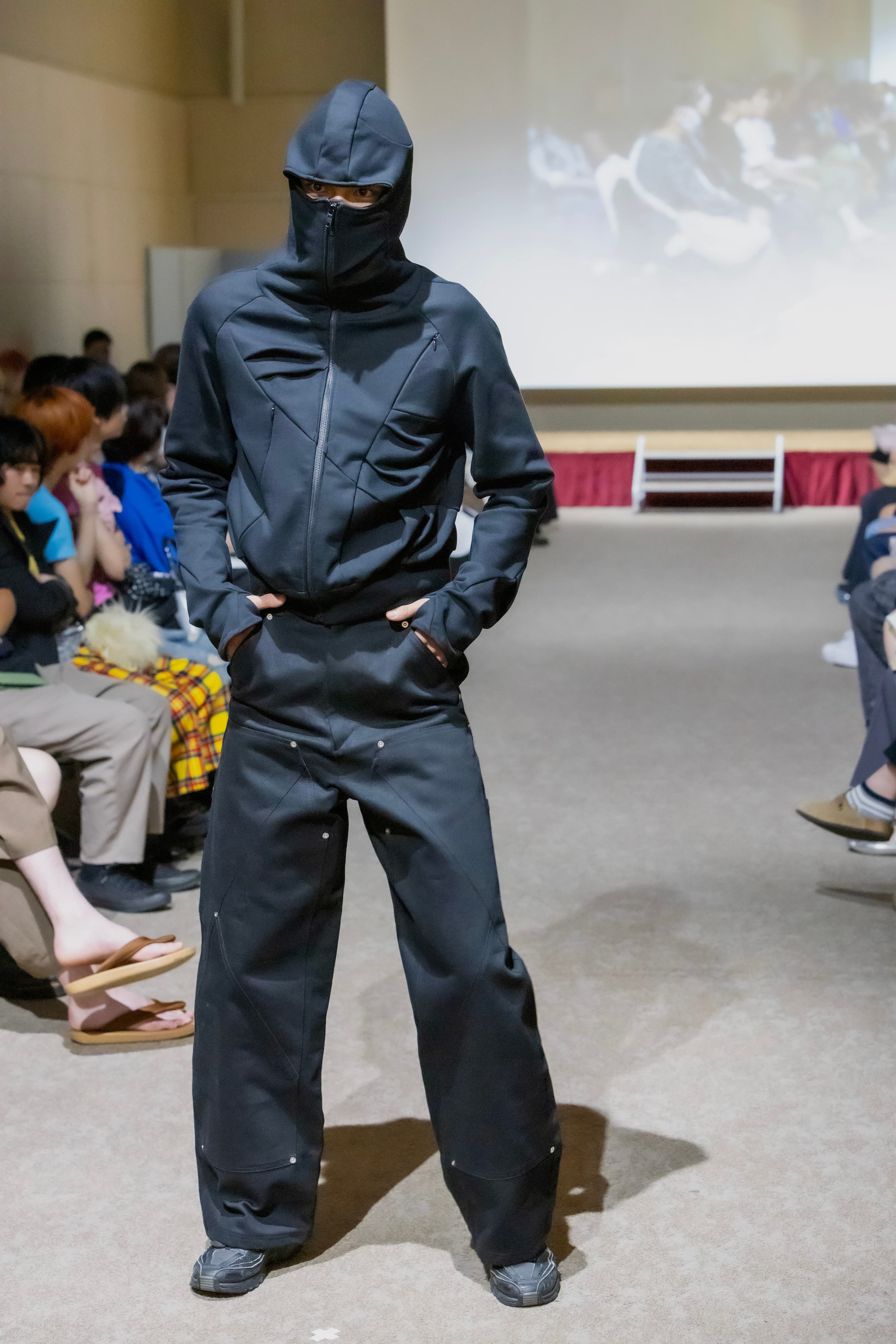 Look 3